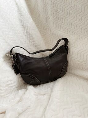 Coach Black Leather Shoulder Bag with Contrast Stitching